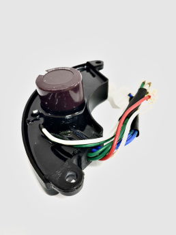 AVR 5 кВт, 6 проводов, автоматический регулятор напряжения (1-фаза) фото 3